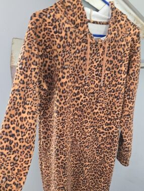 Belle by Kim Gravel Leopard-Trim Hoodie Top in Tan and Black